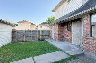 8631 Mapletwist St, Houston, TX 77083 - Photo 23