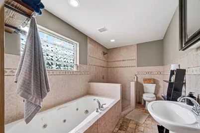 421 N Shady Lane, La Porte, TX 77571 - Photo 17