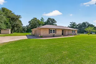 68 White Oak Dr, New Caney, TX 77357 - Photo 3