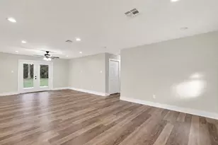 68 White Oak Dr, New Caney, TX 77357 - Photo 5