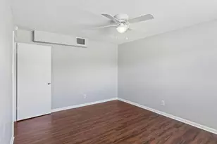 932 7th Ave N, Texas City, TX 77590 - Photo 5