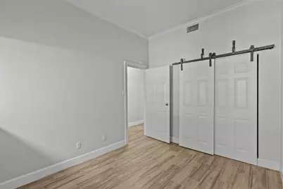 7820 Seawall Blvd Boulevard #308, Galveston, TX 77551 - Photo 9