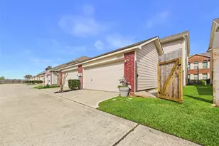 2015 Kemah Village Dr, Kemah, TX 77565 - Photo 35