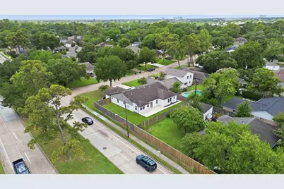 14002 Myrtlea Drive, Houston, TX 77079 - Photo 27