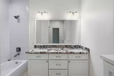14002 Myrtlea Drive, Houston, TX 77079 - Photo 21