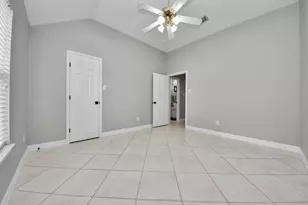 2802 Creek Bend Dr, Friendswood, TX 77546 - Photo 29
