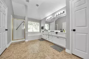 2802 Creek Bend Dr, Friendswood, TX 77546 - Photo 37