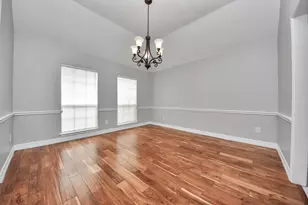 2802 Creek Bend Dr, Friendswood, TX 77546 - Photo 15
