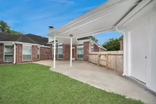 2802 Creek Bend Dr, Friendswood, TX 77546 - Photo 37