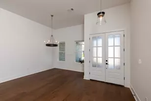 3570 Lily Ln, Beaumont, TX 77713 - Photo 3