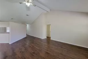 9415 Beckford Dr, Houston, TX 77099 - Photo 11