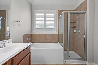 6652 Hawkins Hill Lane, Dickinson, TX 77539 - Photo 27