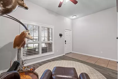 6652 Hawkins Hill Lane, Dickinson, TX 77539 - Photo 9