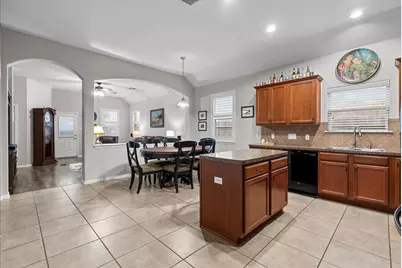 6652 Hawkins Hill Lane, Dickinson, TX 77539 - Photo 11