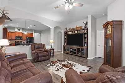 6652 Hawkins Hill Lane, Dickinson, TX 77539 - Photo 23