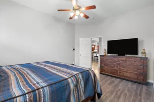 6652 Hawkins Hill Ln, Dickinson, TX 77539 - Photo 25