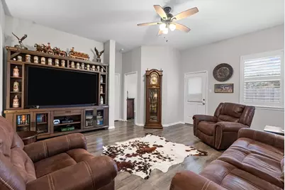 6652 Hawkins Hill Lane, Dickinson, TX 77539 - Photo 21