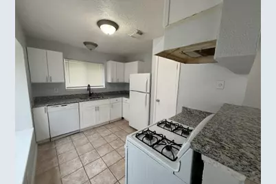 10028 Ridgecoral Drive, Houston, TX 77038 - Photo 5