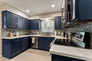11314 Hillcroft Ave, Houston, TX 77035 - Photo 9