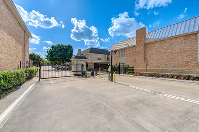 2232 S Piney Point Road #110, Houston, TX 77063 - Photo 21