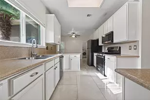 6710 Creek Village Dr, Katy, TX 77449 - Photo 15