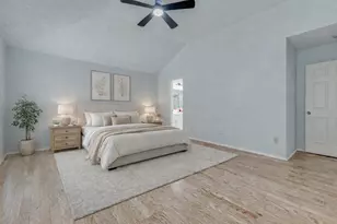 3518 Pecan Point Dr, Sugar Land, TX 77478 - Photo 3