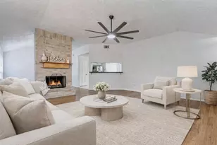 3518 Pecan Point Dr, Sugar Land, TX 77478 - Photo 11