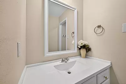 813 Lakeview Drive, Sugar Land, TX 77498 - Photo 29