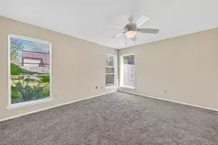 813 Lakeview Dr, Sugar Land, TX 77498 - Photo 35