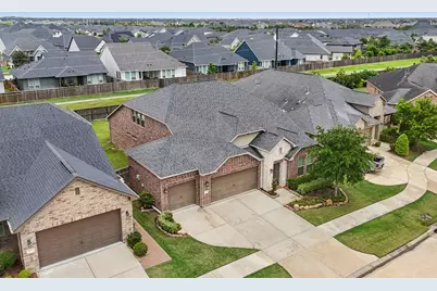 5635 Ivory Cove Lane SW, Fulshear, TX 77441 - Photo 1