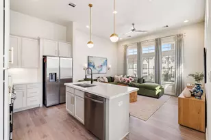 6211 Brighton Oaks Ln, Houston, TX 77008 - Photo 7