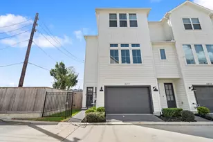 6211 Brighton Oaks Ln, Houston, TX 77008 - Photo 5