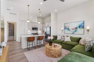6211 Brighton Oaks Ln, Houston, TX 77008 - Photo 11