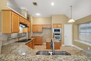 14010 Jade Meadow Ct, Houston, TX 77062 - Photo 11