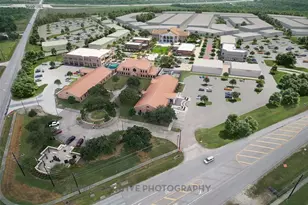 12227 Hudson Dr, Mont Belvieu, TX 77523 - Photo 41