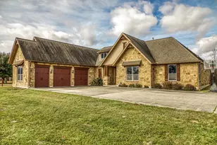 677 Grubbs Rd, Sealy, TX 77474 - Photo 5