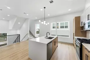 2953 Delafield St, Houston, TX 77023 - Photo 13