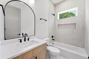 2953 Delafield St, Houston, TX 77023 - Photo 21
