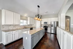 1507 Hidden Terrace Dr, Sugar Land, TX 77479 - Photo 3