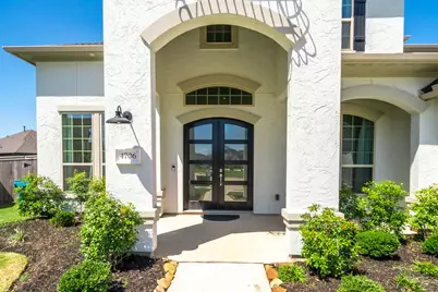 4706 Llano Loop, Sugar Land, TX 77479 - Photo 3