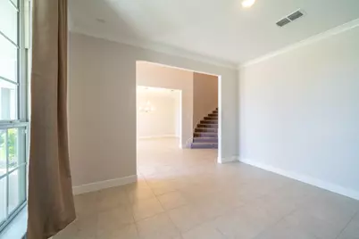 4706 Llano Loop, Sugar Land, TX 77479 - Photo 5