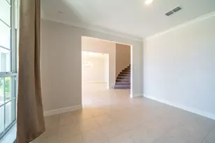 4706 Llano Loop, Sugar Land, TX 77479 - Photo 5