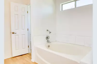 12111 N Ridgeway Drive, Willis, TX 77318 - Photo 27