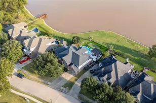 3811 Lakeridge Canyon Dr, Sugar Land, TX 77498 - Photo 19