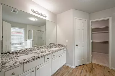 6103 Branch Lake Drive, Houston, TX 77066 - Photo 23