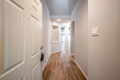 6103 Branch Lake Drive, Houston, TX 77066 - Photo 7