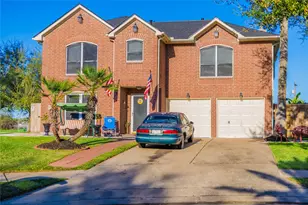 103 Mammoth Springs Ln, Dickinson, TX 77539 - Photo 3