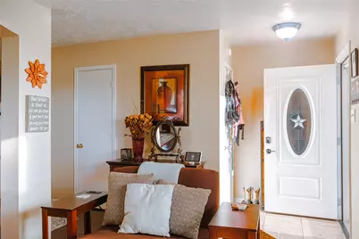 103 Mammoth Springs Lane, Dickinson, TX 77539 - Photo 9