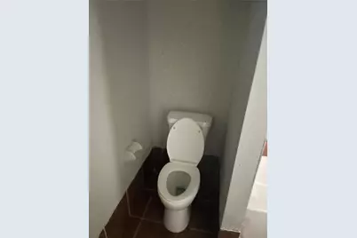 1026 W Brompton Drive W, Pearland, TX 77584 - Photo 5