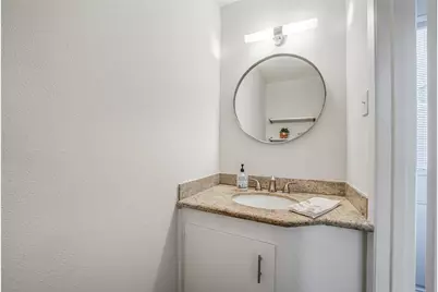 6215 Queensloch Drive, Houston, TX 77096 - Photo 37